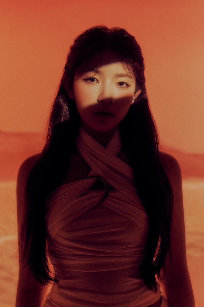 UNIS_offcl's tweet image. UNIS The 1st Mini Album 'WE UNIS'
Concept Photo Start ver. #1

#YOONA #오윤아

M/V &amp;amp; Album Release
➜ 2024.03.27 6PM [KST]

#UNIS #유니스
#UNI_Story
#WE_UNIS