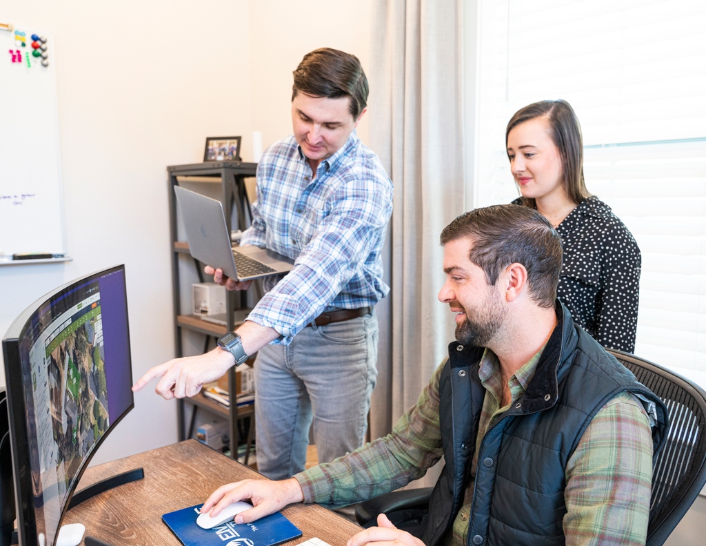 Meet the team behind SatQuote! Dedicated to bringing you the best in outdoor service tech. #TeamSatQuote #Innovation #TechSolutions