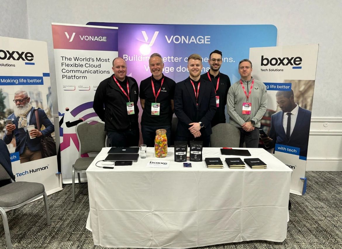 boxxe_UK's tweet photo. 📸 Three brilliant days at the @housingtech Conference with our partner, @Vonage!
Vonage crew, Marc Monaghan, Adam Wilson, Alex Audland, and our boxxers, Pav Latif and Matt F.! 👇
#MakingTechHuman #HousingTech2024 #PropTech https://t.co/5hmtAv3WZY