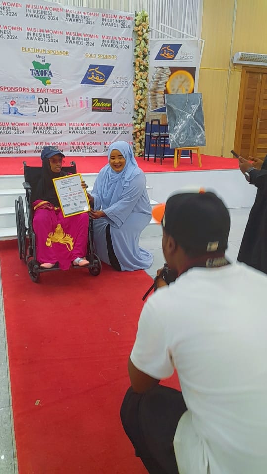 Fatma Barayan tweet media