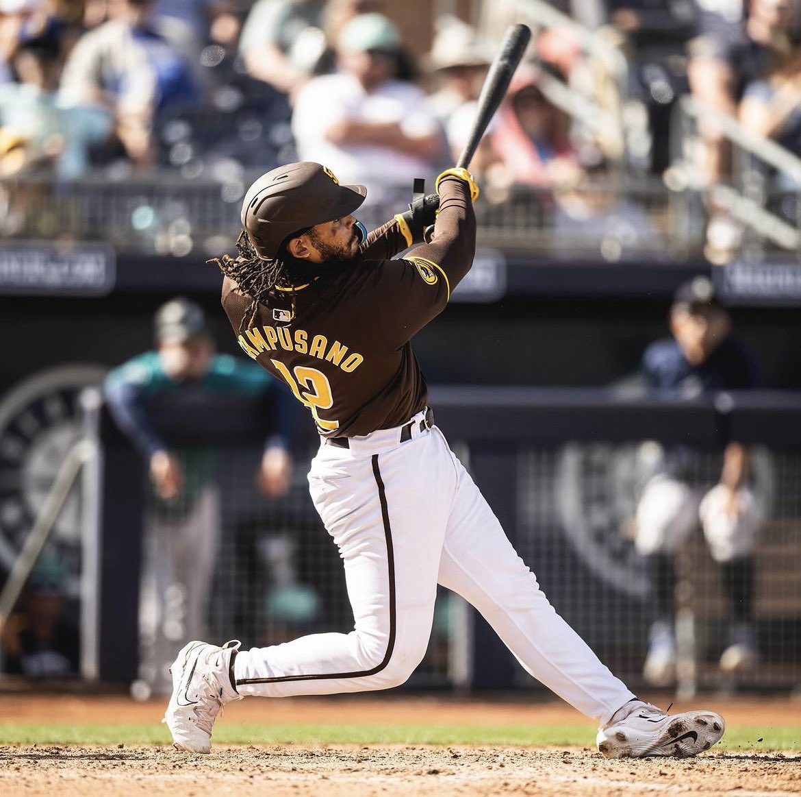 AlScott1998's tweet photo. 1️⃣2️⃣ days until Opening Day ⏰ 

Luis Campusano hit .319 with 7 HR and an .847 OPS as the Padres backstop in 2023 https://t.co/1cd654r0xh