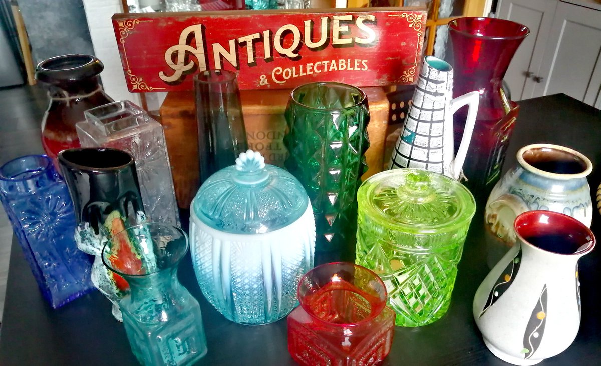 #genxglass #Rhyl #antiqueglass #artglass #rertoglass #mcmglass #collectableglass #funkystyle #vintageglass #rertoglass #vintage #retro #midcentury