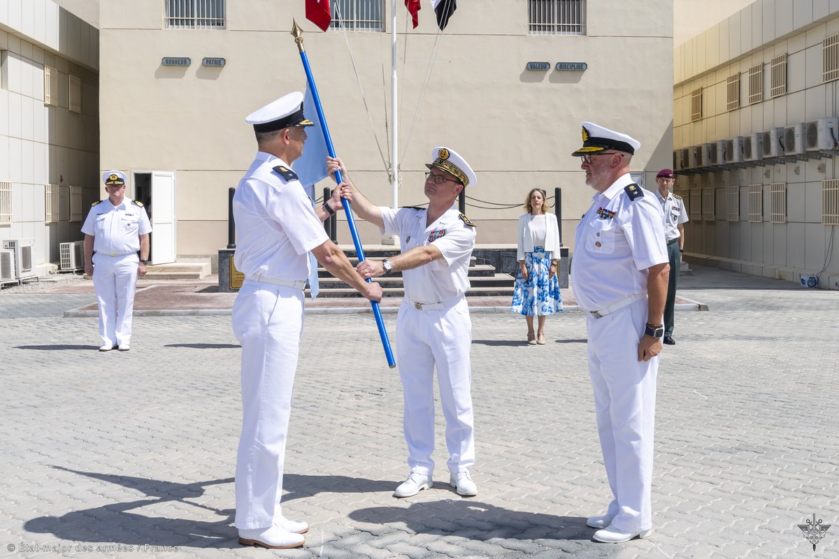 EMASOH_AGENOR's tweet photo. Today, a change of command took place at the French Naval Base in UAE.

🇫🇷 VADM Slaars, Operational Commander of EMASoH has designated 🇧🇪 RADM Colmant as Force Commander of Task Force AGENOR, under Admiral Benelux flag, to routinely replace 🇧🇪 RADM Huygens.

📷 : @FFEAU_ALINDIEN https://t.co/16dLQJNZQZ