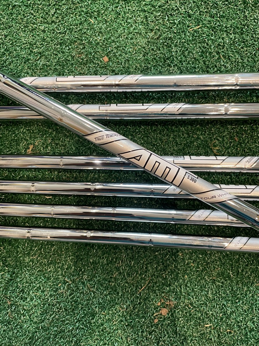 🤩😍LATEST CUSTOM DELIVERY 😍🤩

We just had to share our latest custom set that dropped today for one happy customer!

🤤 <a href="/TitleistEurope/">Titleist Europe</a> T-100 irons
🚀 AMT Tour White Steel
🏀 <a href="/Lakers/">Los Angeles Lakers</a> MCC +4 Grips

When is YOUR custom fitting appointment….?

stgolf.co.uk