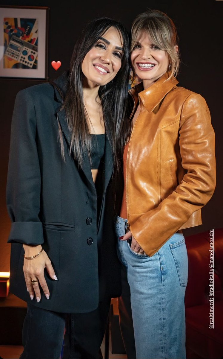 Grazie a #radioitalia e <a href="/ManolaMoslehi/">Manola Moslehi</a> con questa intervista come se ce ne fosse stato  bisogno mi ha fatto innamorare ancora di più di <a href="/AmorosoOF/">Alessandra Amoroso</a> fiera dell'artista ma soprattutto della donna che sei ❤️ #DonneInMusica