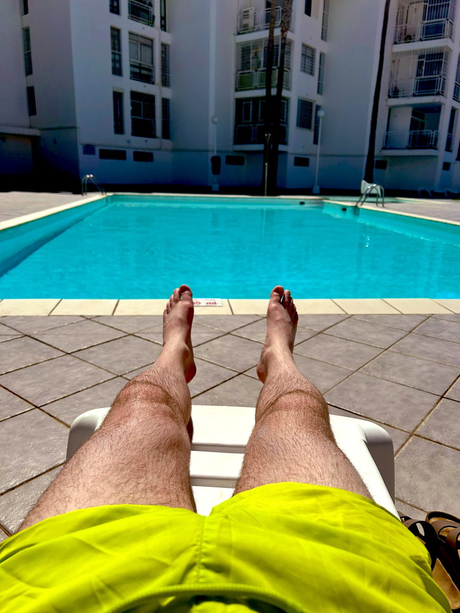 tyler1981's tweet photo. Feeling smuggy https://t.co/fjeM9qtmWb
