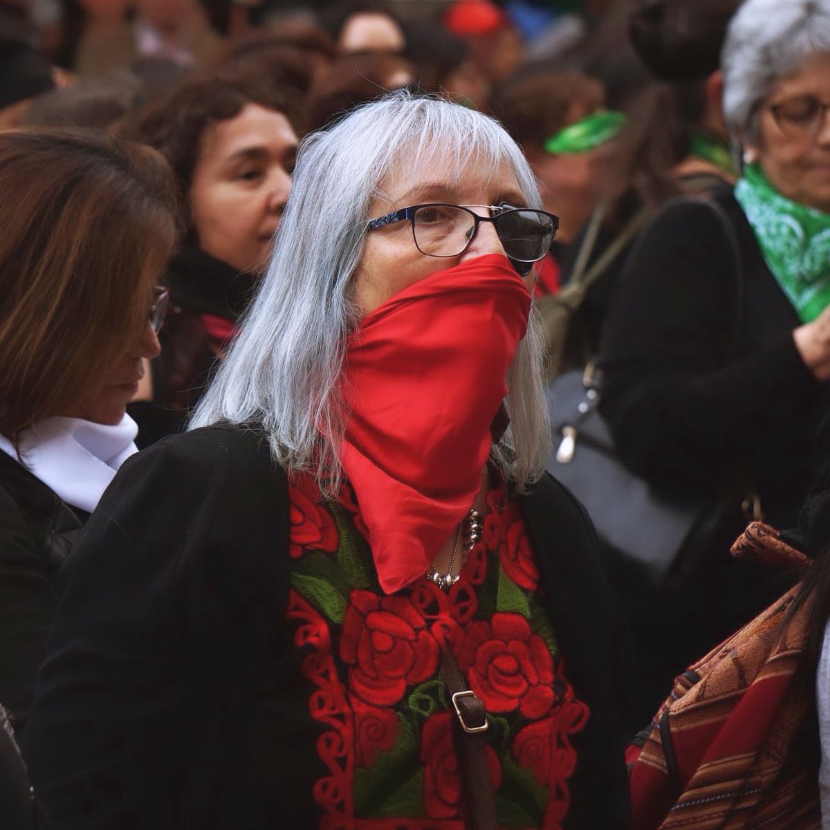 gabyarroya's tweet photo. Cada marcha un motivo, cada marcha una mujer contigo. 

Un  #8Marzo que coincide con los 10 meses sin mi mamá física, deseo que nos acompañen nuestras ancestras, las que hicieron que hoy estemos presente. 

¡Por las que están y las que te acompañan!

#valdiviacl 
#8marzo2024 https://t.co/OXfBvMUngc