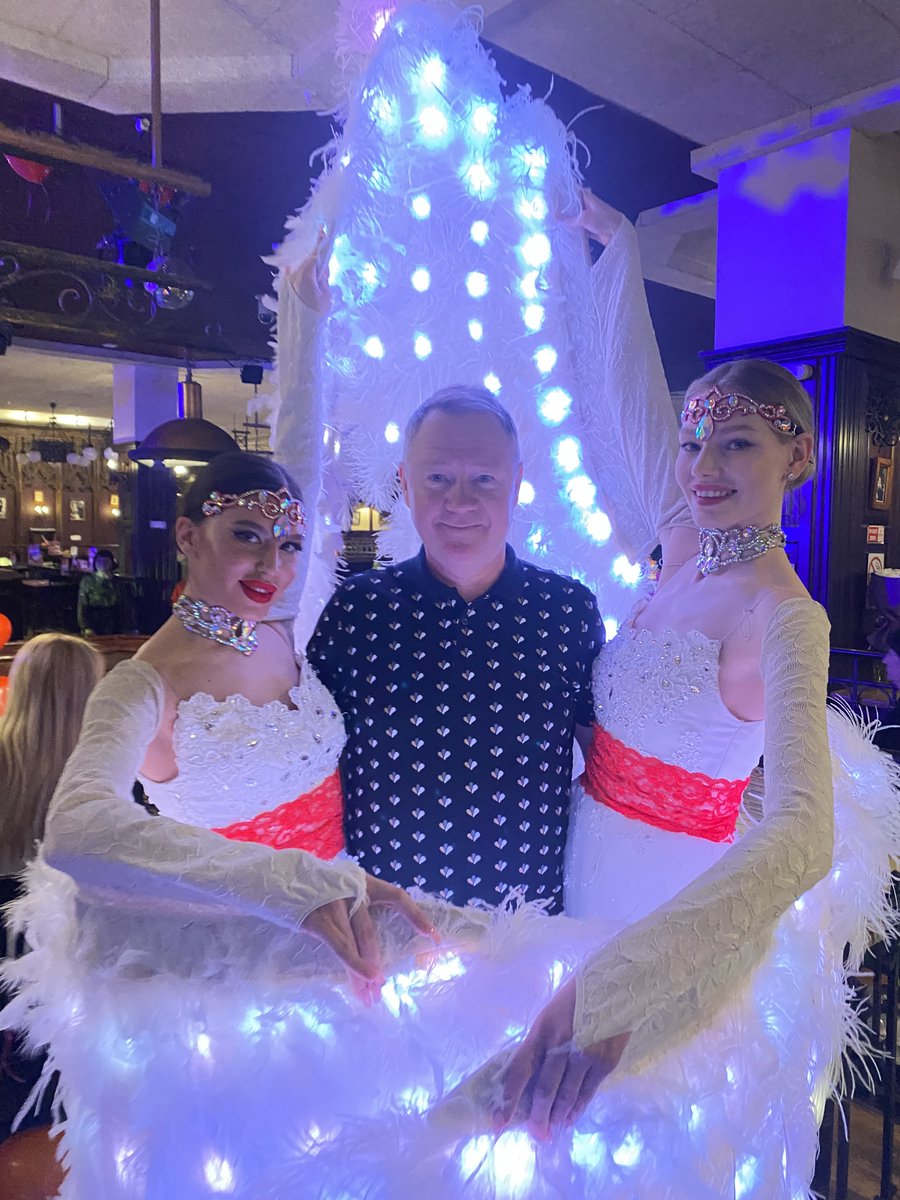 abanin68's tweet photo. Дорогие женщины!
Пусть солнца теплые лучи сегодня сердце согревают!
С прекрасным праздником весны я от души Вас поздравляю!
Любви волшебной, красоты, чудес, везения и счастья!
Пусть каждый новый, светлый день будет прекрасным и удачным! 
С праздником 8 Марта!
🩷🩷🩷💥💥💥🇷🇺🇷🇺🇷🇺 https://t.co/V9Nwf1cloI