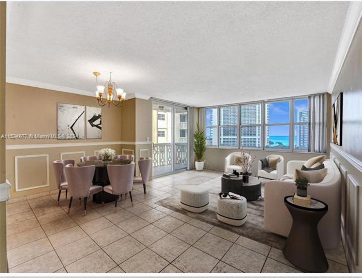 Miami_Agent's tweet photo. New Listing For Sale!!!
1817 S Ocean Dr #928
HALLANDALE BEACH, FL 33009
⁃ Huge corner unit on high floor
⁃ Best value in the area
⁃ High impact windows
⁃ Assigned and covered parking space, 
⁃ Gym, extra storage, pool.
Asking $389,000
Call to see: 305-692-0924
#MiamiRealtor https://t.co/4l7yyRammE