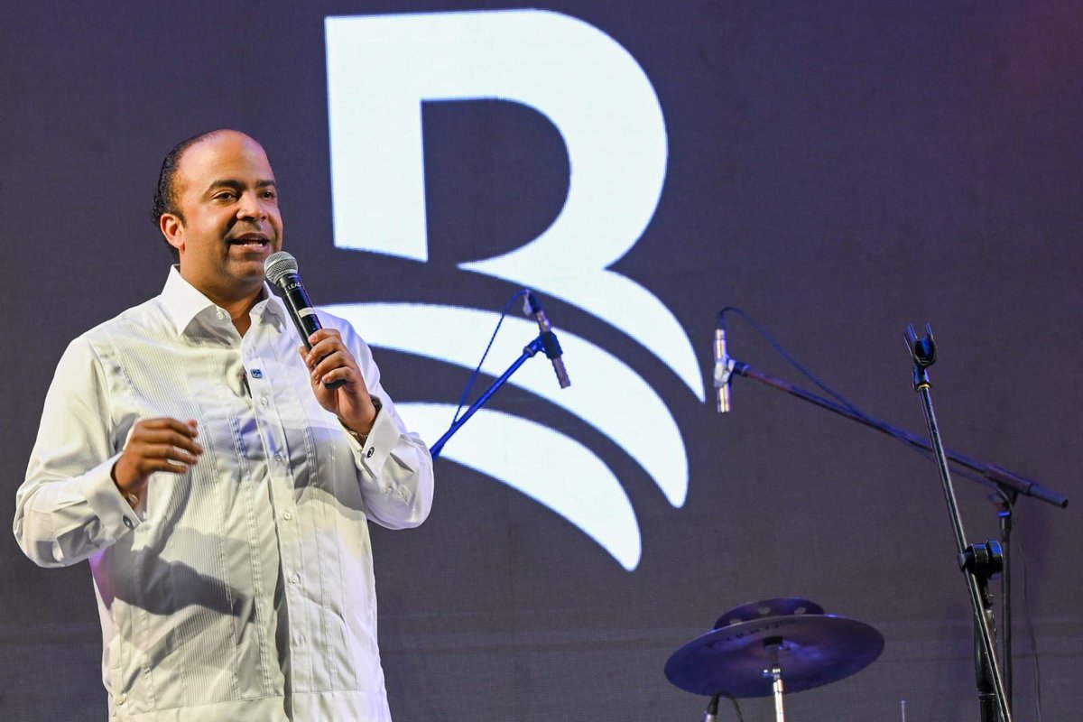 Banreservas ofrece coctel en el marco de la celebración de la Asamblea Anual de Gobernadores del BID Invest 2024 – Notidifigal RD notidigitalrd.com.do/banreservas-of… <a href="/luisabinader/">Luis Abinader</a> <a href="/raquelarbaje/">Raquel Arbaje</a> <a href="/spereyrarojas/">Samuel Pereyra Rojas</a> <a href="/LuisMinoso/">Luis Ricardo Miñoso</a> <a href="/gabrielmercedez/">Gabriel Mercedes</a> <a href="/andresvander/">Andrés Vander Horst A.</a> <a href="/MaryFerLoveC/">Maryanne Fernández C.</a> <a href="/RafaelBalague14/">Rafael Balaguer</a>