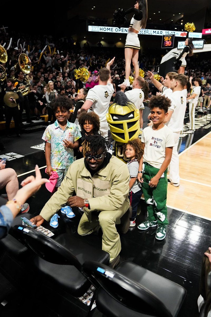 Kansas City  - what this <a href="/Big12Conference/">Big 12 Conference</a> tourney talkin bout? 

May have to come see the <a href="/UCF_MBB/">UCF Men’s Hoops 🌴</a> boys compete &amp; perform dat PTSO ✈️