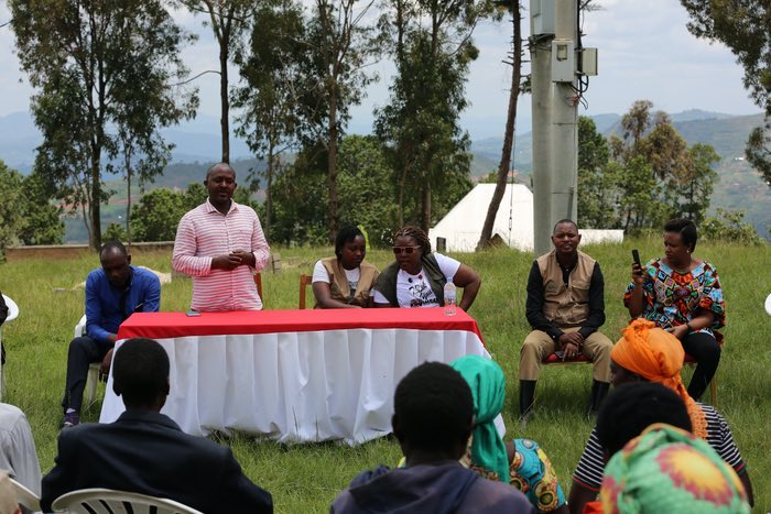 #Today Vice Mayor Uwihoreye of <a href="/NgororeroDistr/">Ngororero District</a> officiated at giving of 1,500 improved cook stoves to vulnerable households under Climate Just Communities Project. This is supported by <a href="/trocaire/">Trócaire</a> <a href="/SCIAF/">SCIAF 🧡</a> <a href="/cbmWorldwide/">CBM Christian Blind Mission</a> <a href="/RDO_Rwanda/">RDO Rwanda</a> <a href="/RCCDN/">Rita cássia costa do</a> <a href="/Duhamic1/">DUHAMIC-ADRI</a> <a href="/DuterimbereO/">Duterimbere ONG</a> &amp; <a href="/NUDOR_Rw/">NUDOR</a>