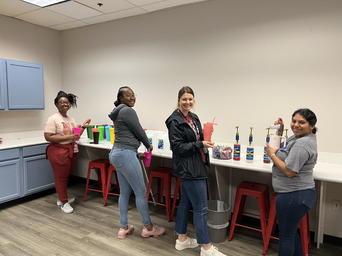 Sip Sip Hooray!!! HPPM staff enjoying the hydration station!!! Thanks for being awesome and sharing your wonderful ideas <a href="/LearnwithLowe/">Alex Lowe</a> <a href="/mrsHlearns/">Mrs. Heinikel</a>!! 
#TEAMHPPM <a href="/cclaridy729/">Clayton Claridy</a>