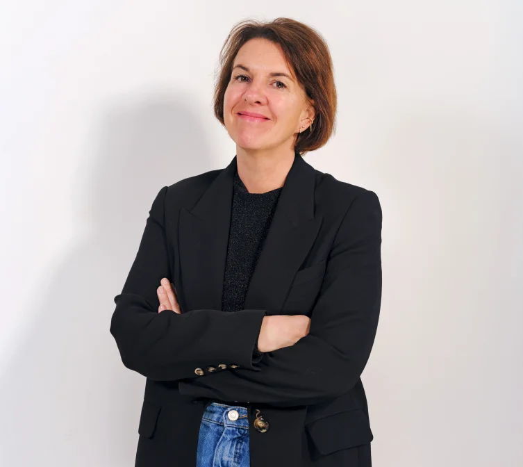 Ogilvy (@ogilvy) on Twitter photo A team that reflects society leads to impactful work.
Melanie Huggins, Chief Strategy Officer at <a href="/Ogilvy_Paris/">Ogilvy Paris</a>, talks to AdForum about the ways women can continue to push the industry forward & pave the way for a new generation. #OgilvyIWD okt.to/vUxGl2 A team that reflects society leads to impactful work.
Melanie Huggins, Chief Strategy Officer at <a href="/Ogilvy_Paris/">Ogilvy Paris</a>, talks to AdForum about the ways women can continue to push the industry forward & pave the way for a new generation. #OgilvyIWD okt.to/vUxGl2