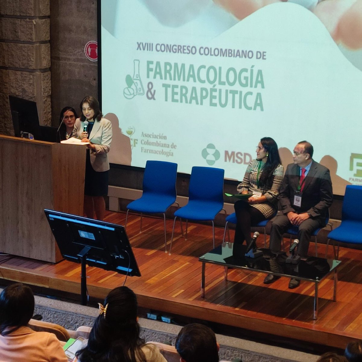 GatPrograma's tweet image. #Actualidad Ahora se lleva a cabo el XVIII Congreso de Asociación Colombiana de Farmacología- ACF con el lema: Terapéutica en constante evolución, en la @UniJaveriana @PujCiencias / #XVIIIcongresoACF
#farmacologia ¿Cómo desarrollar medicamentos innovadores? @AsocolfarmaAcf