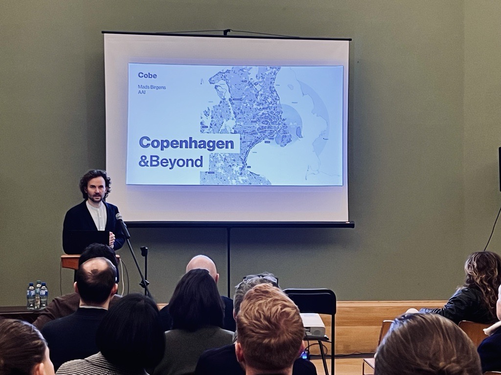 Mads Birgens of Cobe presented captivating urban transformation and urban generation strategies in Copenhagen at the @AAIarchitecture @UCDArch urban design masterclass last night #urbanism #urbanregeneration #softmobility #adaptivereuse #urbannature #mixeduse #placemaking