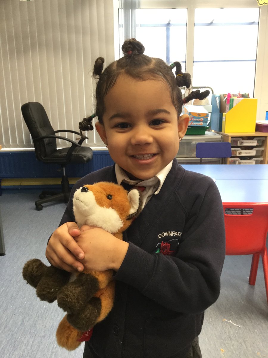 Show and Tell in P1 did not disappoint today! We heard exciting stories about trips to the zoo, special gifts from London, a fun day out at Soft Play and we had a budding scientist show us how to do important experiments!