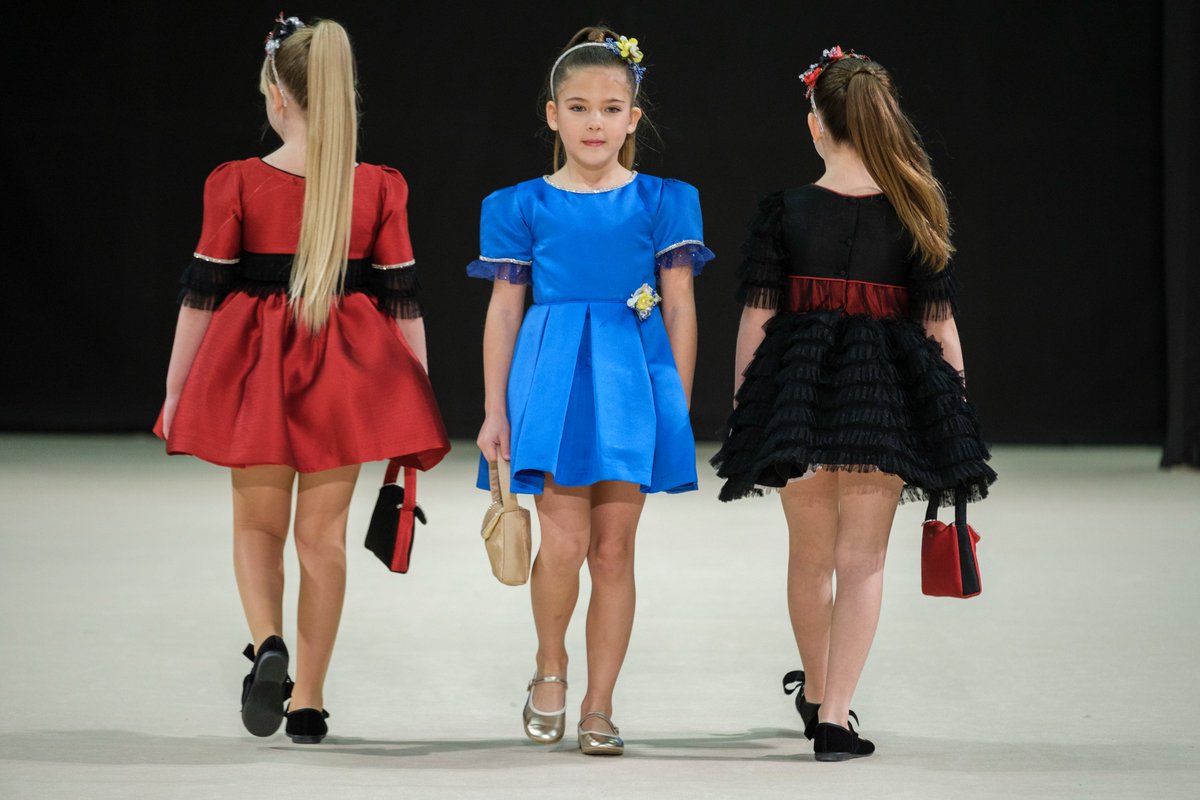 🎀[JaviLar Kids]🎀 Vídeo de la pasarela Fimi Kids Fashion Week 2024 ya disponible en nuestro canal de YouTube

𝓛𝓲𝓷𝓴 𝓮𝓷 𝓑𝓲𝓸 🌿bit.ly/3U2fIxh

Presentación de parte de la colección “SUPERNOVA”✨ , en la Feria Baby Kids + Fimi en la ciudad de Valencia.