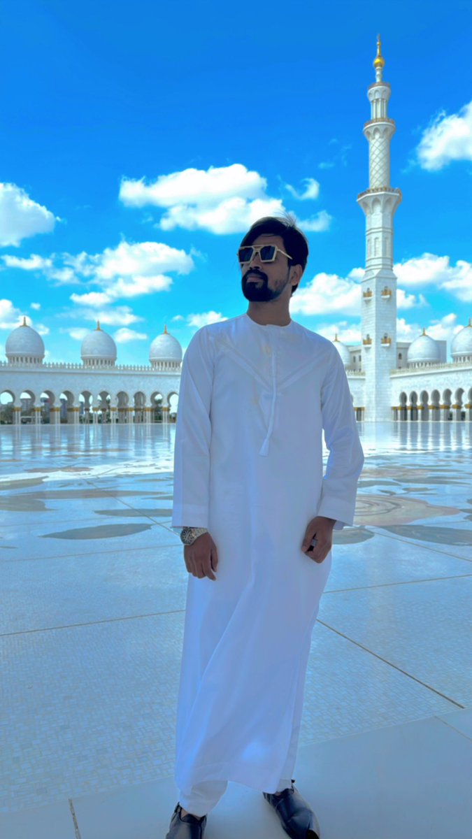 iamhamzasiddiqi's tweet photo. #shaikhZayedMosque #AbuDhabi #Dubai https://t.co/fjcgYd7DGV