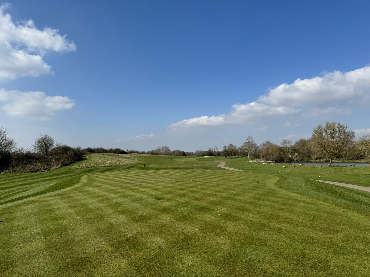 First full week of March done and the boys have smashed it to turn the course around after our wettest February on record to getting a full course cut this week. Proud to work with this team 💙 <a href="/RobBakerGK/">Rob</a> <a href="/JakeBowe19/">Jake Bowe</a> <a href="/DstephenSt/">Steve lewis</a>  <a href="/GetGolfingCM/">Ross Jones</a> Tyler, Kavs, Jon, Ian.