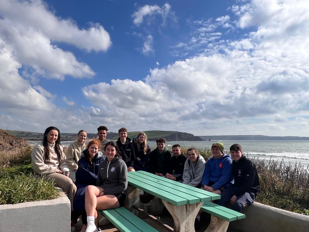 NWalkerPE's tweet image. Year 1 BEd Secondary PE trainees have been enjoying some surfing this week. Making the most of our incredible coastline. @parobertsPE @JillHodgePE @ClareBulford @MarjonTEP #EduPE