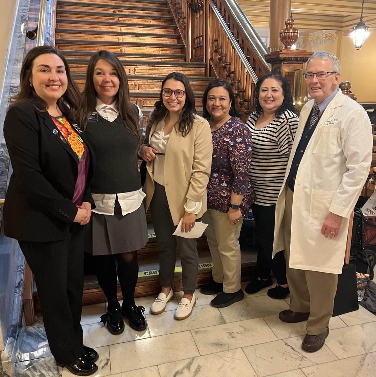 Thank you to the hundreds of Kansans who came out for the Medicaid Expansion Rally on Wednesday! We're proud to stand together for a healthier Kansas.🌻❤️ #expandkancare #ksleg