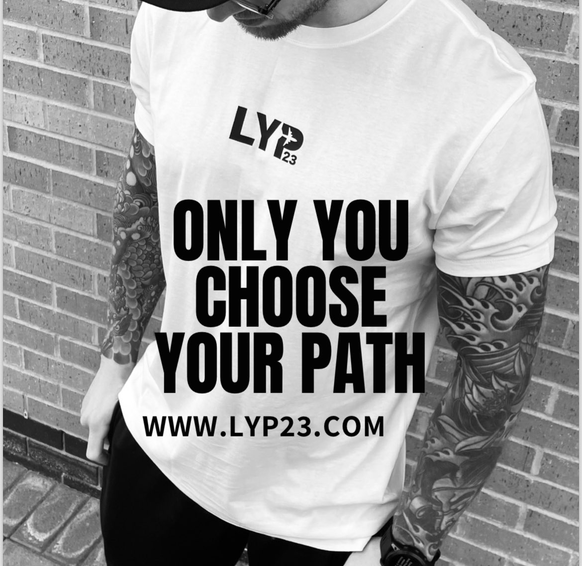 If you know your plan, don’t compromise and get involved #landyourplane #fashion #style #limitededition 🛬