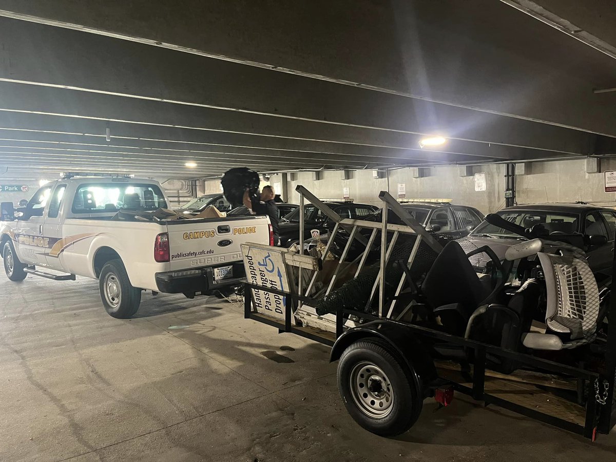 CofC_DPS's tweet photo. Our command staff and multiple officers took on the challenge of cleaning up our parking bay and storage room today.

Having more area to park allows the College of Charleston Department of Public Safety to continue striving towards expanding our patrol vehicle fleet. https://t.co/JZfH3KKOLY