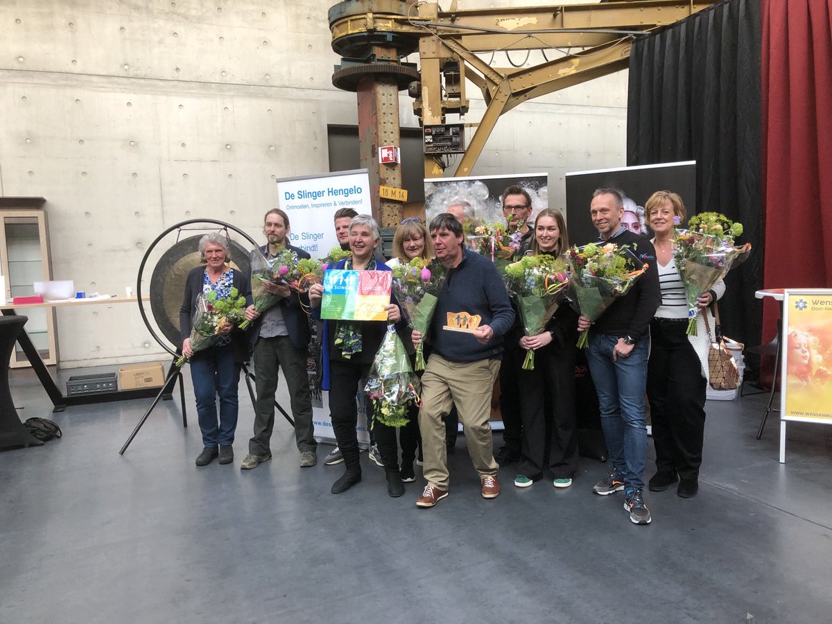 deslingerhengelo.nl (inactief) tweet media