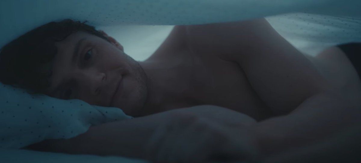 Actually imagine a world with evan peters and ariana dating like whattt