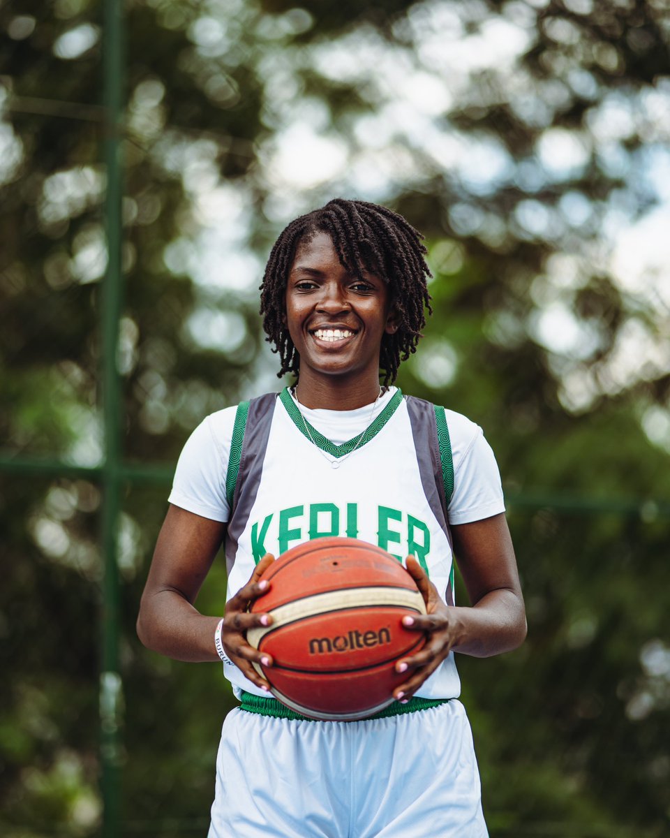 Celebrating her power, poise, and passion for the game. 
Happy Women’s Day! 🏀✨
.
#LockedOut!
.
📸: @iam_harris_regis 
.
.
#WomenInSports #GameChanger #CourageousWomen #WomensDayWins