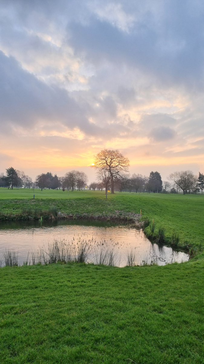 Ganstead Park Greenkeepers tweet media