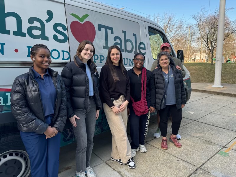 Joyful Food Market at Leckie was nothing short of amazing! Our very own Keith Keys dropped by to get a firsthand look at how we run our markets. . To learn how you can volunteer visit the link below! marthastable.volunteerhub.com/vv2/ #joyfulmarket #communitymagic #laughter