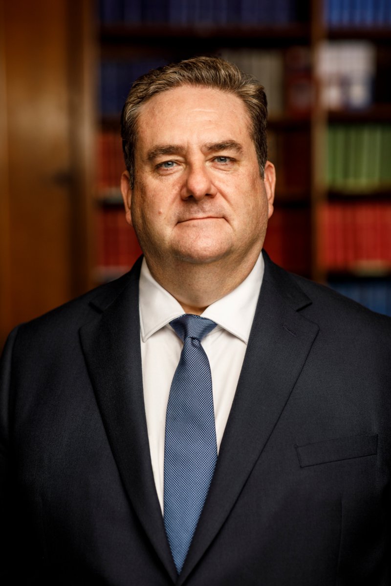 TheLawSociety's tweet image. ⚖️ The govt has “once again failed to address the crisis facing our justice system.”

President Nick Emmerson tells the @FT (£), as it covers our reaction to the #SpringBudget.

ow.ly/g1oM50QNpsV