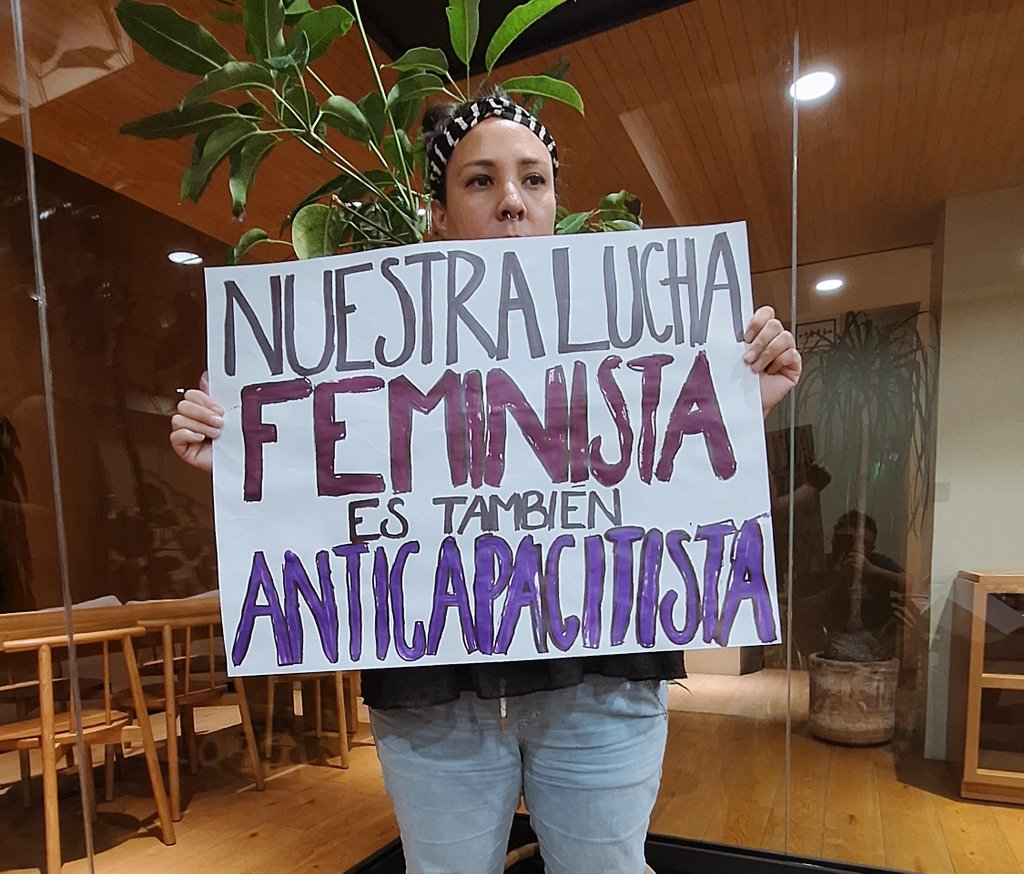 "Nuestra lucha feminista es también anticapacitista"

#8M #SoyMujerconDiscapacidad #YoTambiénSoyMujer