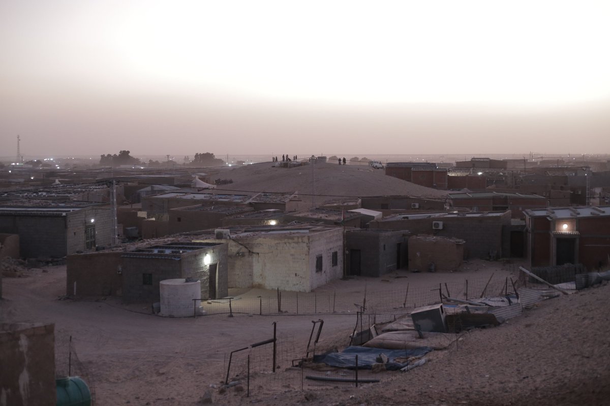 MllerQuentin's tweet photo. Une humanitaire s'alarme des #conditions de vie de pire en pire dans les #camps #sahraouis en Algérie :
➡️"Il y a des #carences chez les #enfants. Le lait du programme alimentaire mondial n'est même plus distribué. À partir du 20 du mois, le panier alimentaire ne suffit plus." https://t.co/UicwP8ZNqD