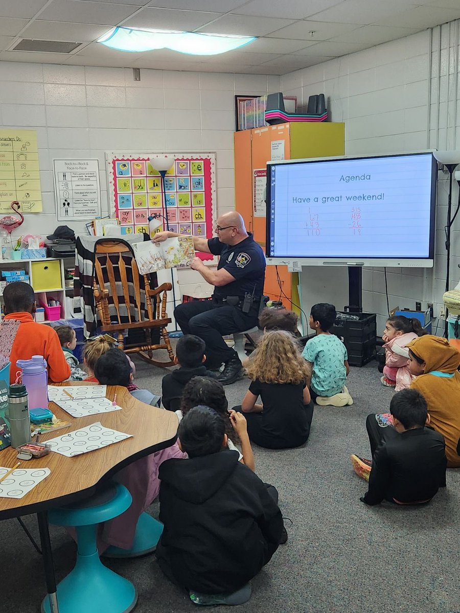 Thank you Officer Fisher for reading to our kiddos during Read Across America Week! <a href="/JeffersontownKY/">Jeffersontown, KY</a> <a href="/JCPSZone3AS/">Jessica Rosenthal</a> <a href="/JCPSKY/">JCPS</a> <a href="/JtownElemAP/">Katie Thompson</a>