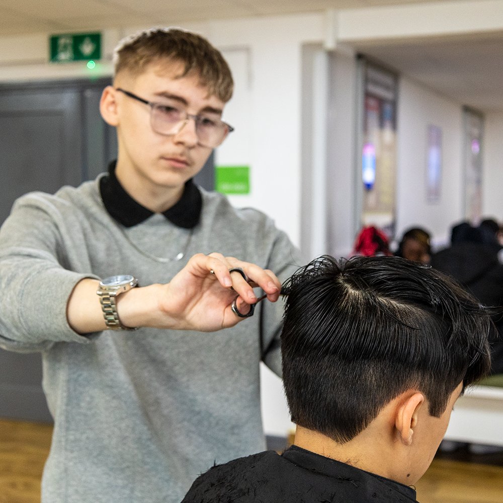 Last week buzzed with activity as our Barbering students treated staff and students to free haircuts. The Revive team at Peterborough College is also offering free haircuts for those in need, particularly those who require the services of food banks. Book an appointment here ...