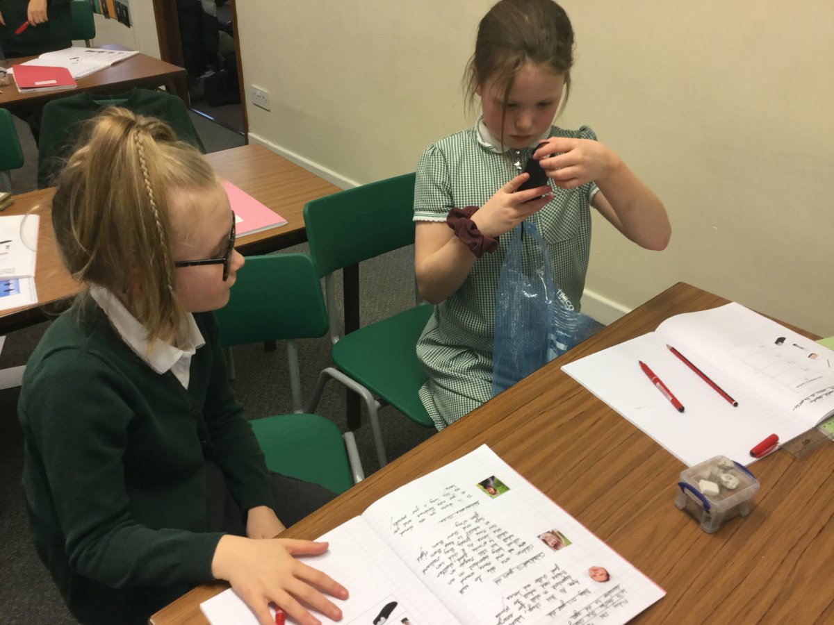WestEndWAT's tweet photo. In our science lessons, year 5 has been exploring different forces. We used a Newton meter to measure the force acting on an object and recorded these in our books. https://t.co/zQCinHUoSj