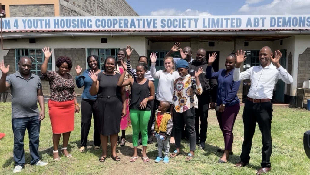 Ashley Holst tweet media