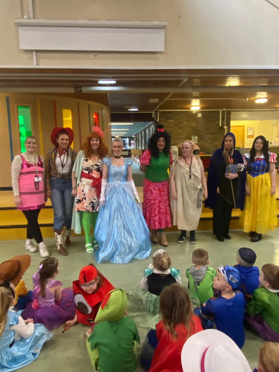 What a fantastic world book day we had yesterday! Thank you to all the kids, parents and staff for the effort you made, you all looked amazing 📕