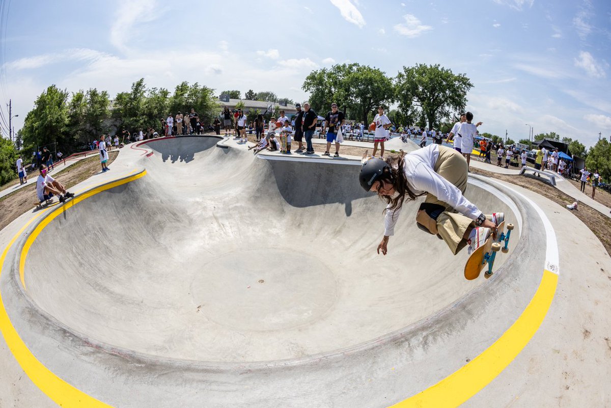 PearlJam's tweet image. Today, we're honored to celebrate just a few of the remarkable women who Pearl Jam have the honor to know and support. Learn more about their work here: pj.lnk.to/IWD2024TP #IWD2024 

@EFAMorocco, Di'Orr Greenwood, @MontanaTawney, @MTvoters