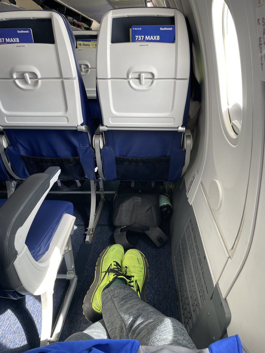 LogHurrr's tweet image. Serious question? Outside of not being able to help out physically with an emergency exit, why would this not be the first seat you take on a plane? Boarded 60th and it was still available! Success!! #itsokayImalimodriver #Lifeguardforlife @SouthwestAir #NYC #ImComingHome