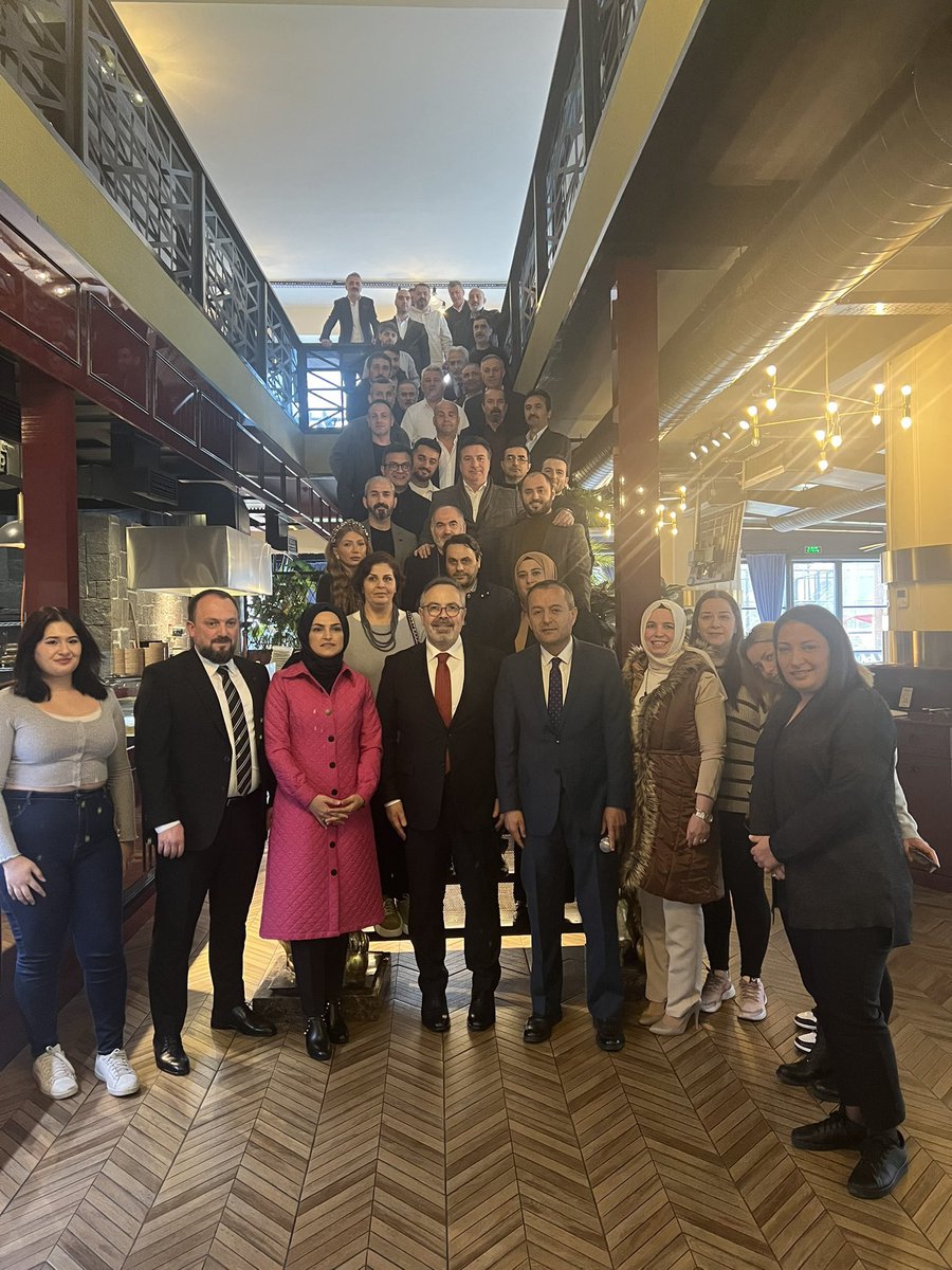 Tesis Müdürleri İstişare ve Değerlendirme Toplantımızda İstanbul Milletvekili <a href="/halisdalkilic/">HALİS DALKILIÇ🇹🇷</a>  Beyefendi'yi misafir ettik.
Vekilimize katılımları için çok teşekkür ediyoruz.