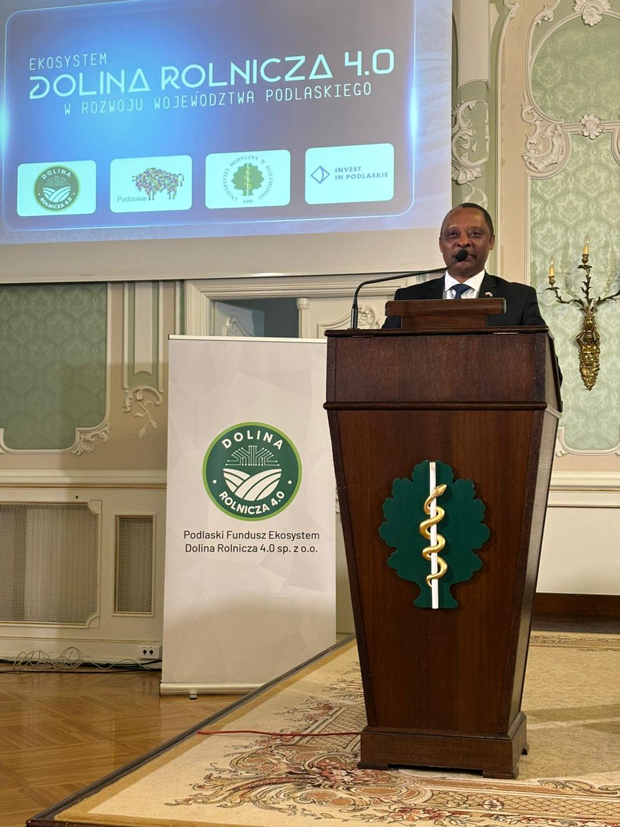 RwandaInPoland's tweet photo. Today Amb @ashyaka was guest speaker at Ecosystem #AgriculturalValley4.0 Conference in #Bialystok n held discussions w Voivodeship Marshal @artur_kosicki. He also visited #BialystokUnivofTechnology #MedicalUniv and met respective #Rectors &amp; #Rwandan Students . @RwandaMFA @MSZ_RP https://t.co/a3dwonXowb