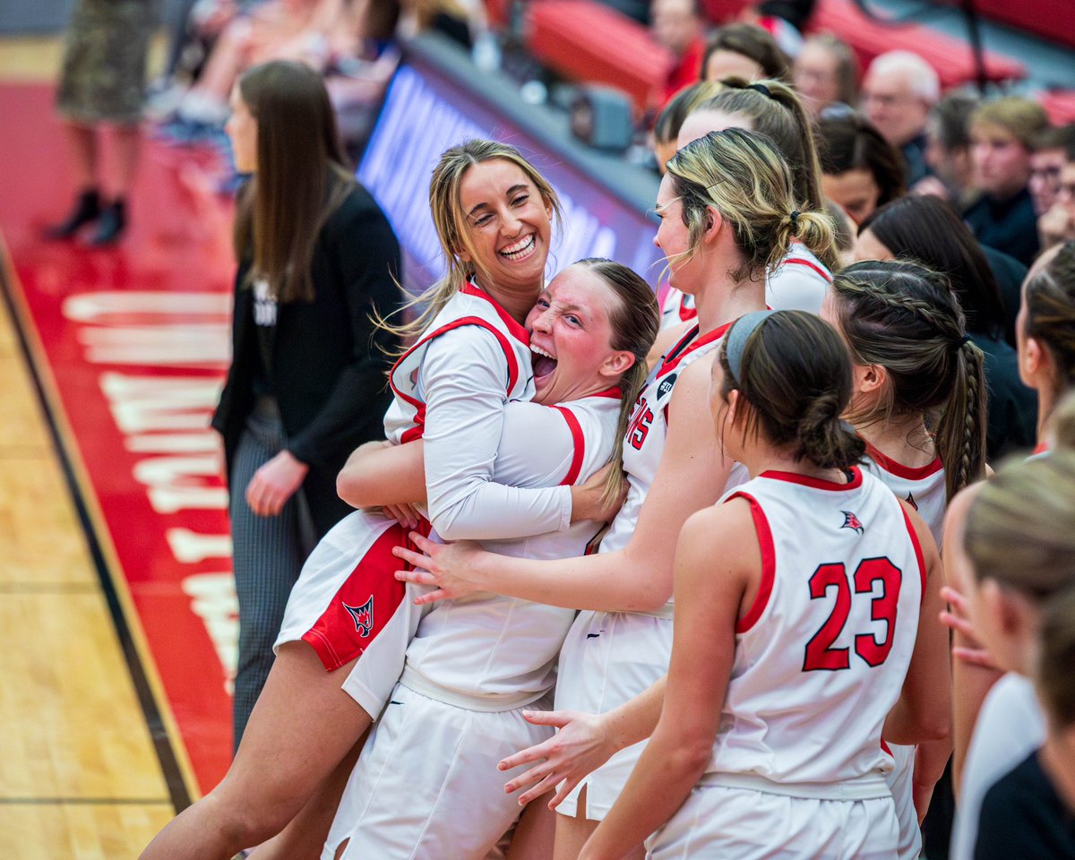 UWRFWomensBball tweet picture