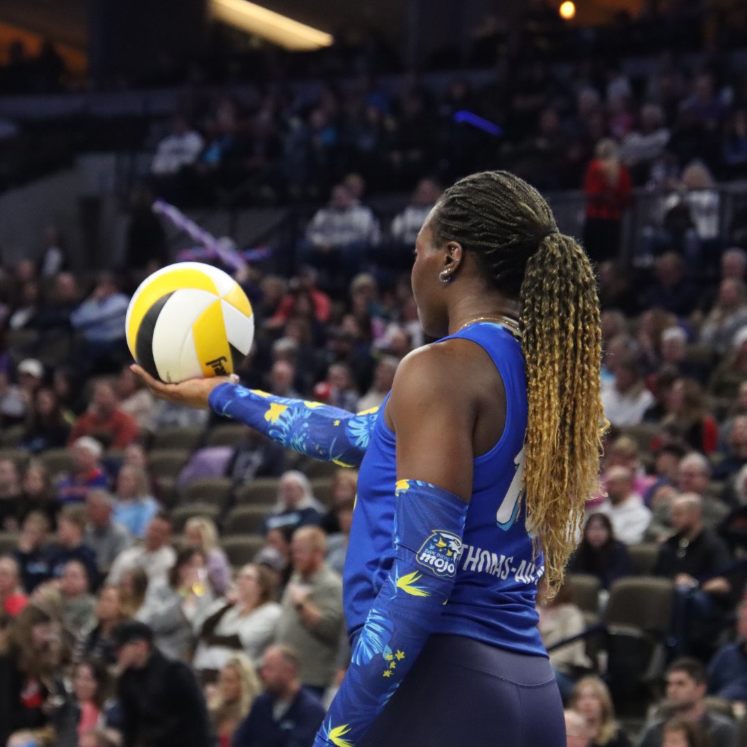 Time to make your move. ⚡️ Grab your seats for one of our upcoming games! 🎟 provolleyball.com/mojotix • • • #SanDiegoMojo #SanDiegoVolleyball #ProVolleyball #WomensVolleyball #ViejasArena #SanDiegoSports