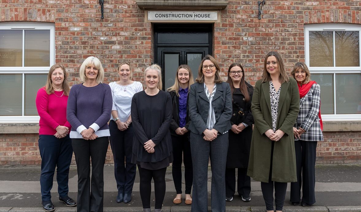 Walter Thompson's tweet media