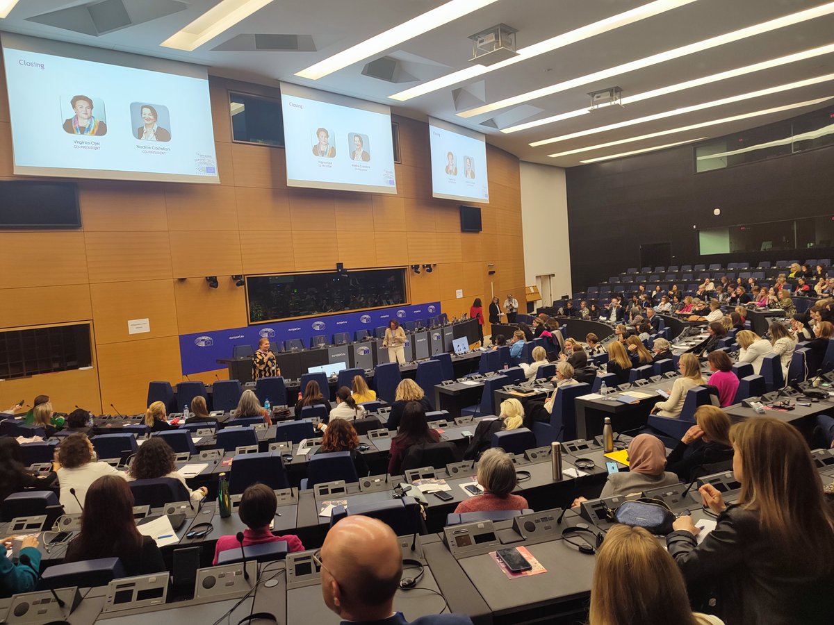 Dârini (@dariniv) on Twitter photo Closing remarks by <a href="/PWNGlobal/">PWN Global</a> Co-Presidents Virginia Oțel and Nadine Castellano, with a quote from Simone Veil: "My claim as a woman is that my difference is taken into account, that I do not have to adapt to the male model"
#PWNGlobalSummit2024
#IWD2024 Closing remarks by <a href="/PWNGlobal/">PWN Global</a> Co-Presidents Virginia Oțel and Nadine Castellano, with a quote from Simone Veil: "My claim as a woman is that my difference is taken into account, that I do not have to adapt to the male model"
#PWNGlobalSummit2024
#IWD2024