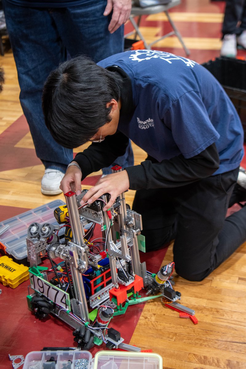 FIRST Tech Challenge tweet media